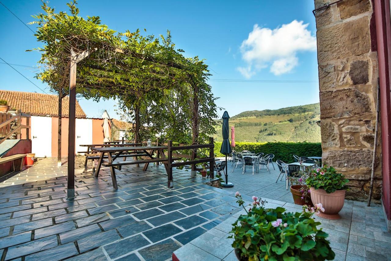 La Posada De Ojebar Rustica Расинес Экстерьер фото